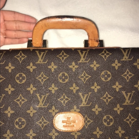 Authentic Louis Vuitton Briefcase/Computer Bag - Picture 3 of 6